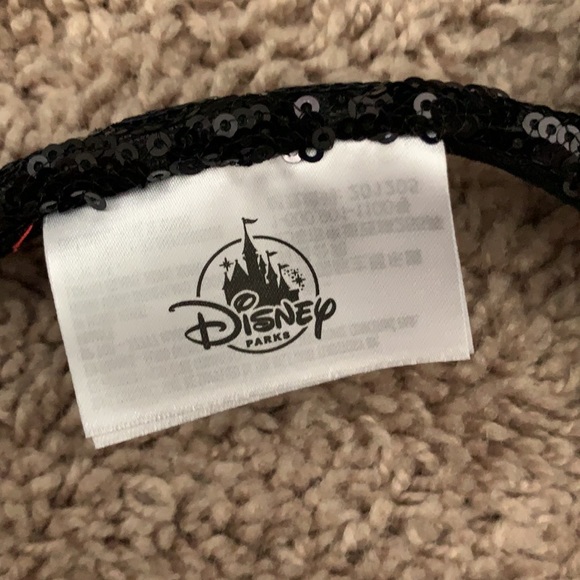 Classic Minnie Mouse Ears - Picture 2 of 2